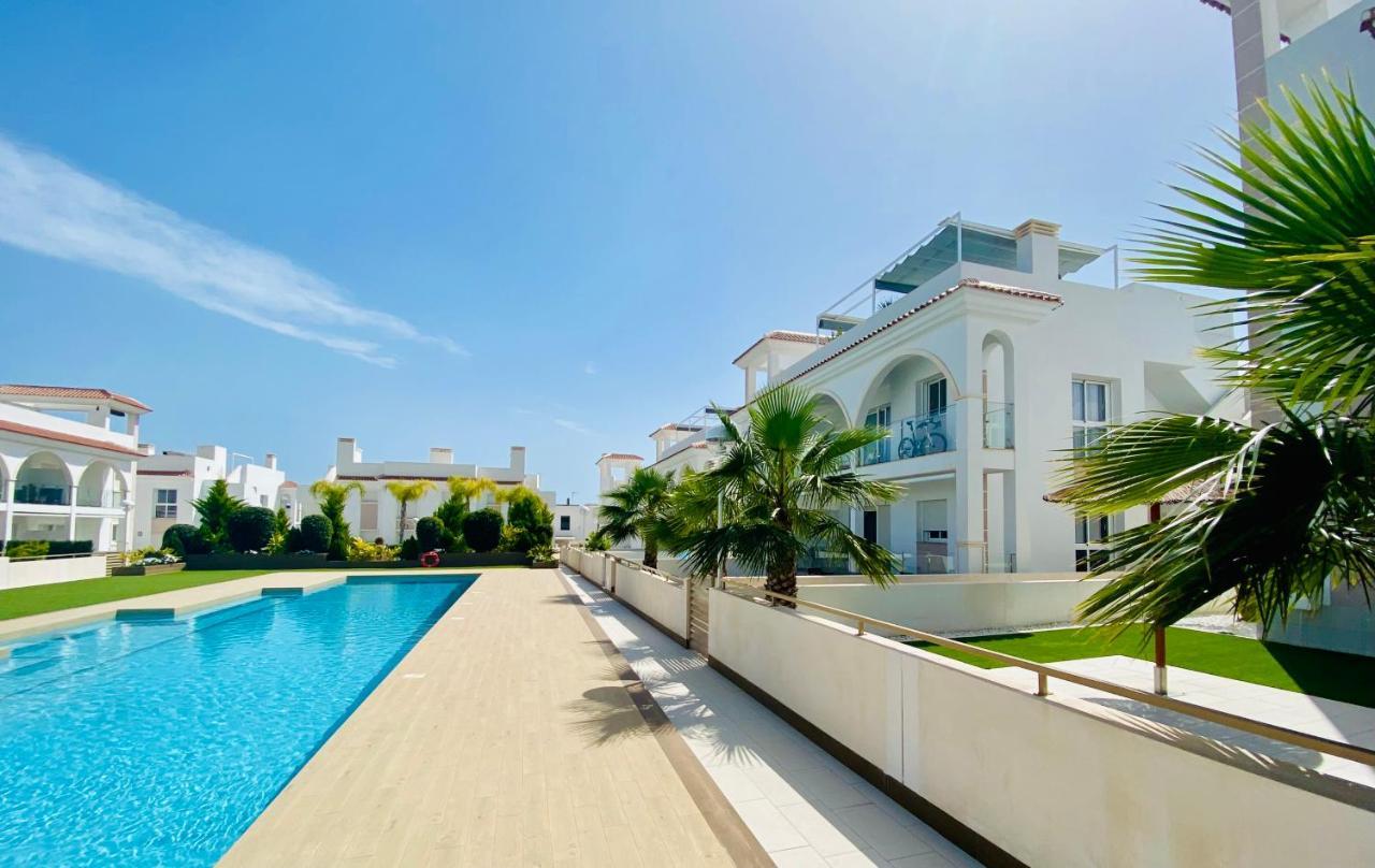 Fortuna Penthouse With Roof Terrace, Ac And Pool روخاليس المظهر الخارجي الصورة